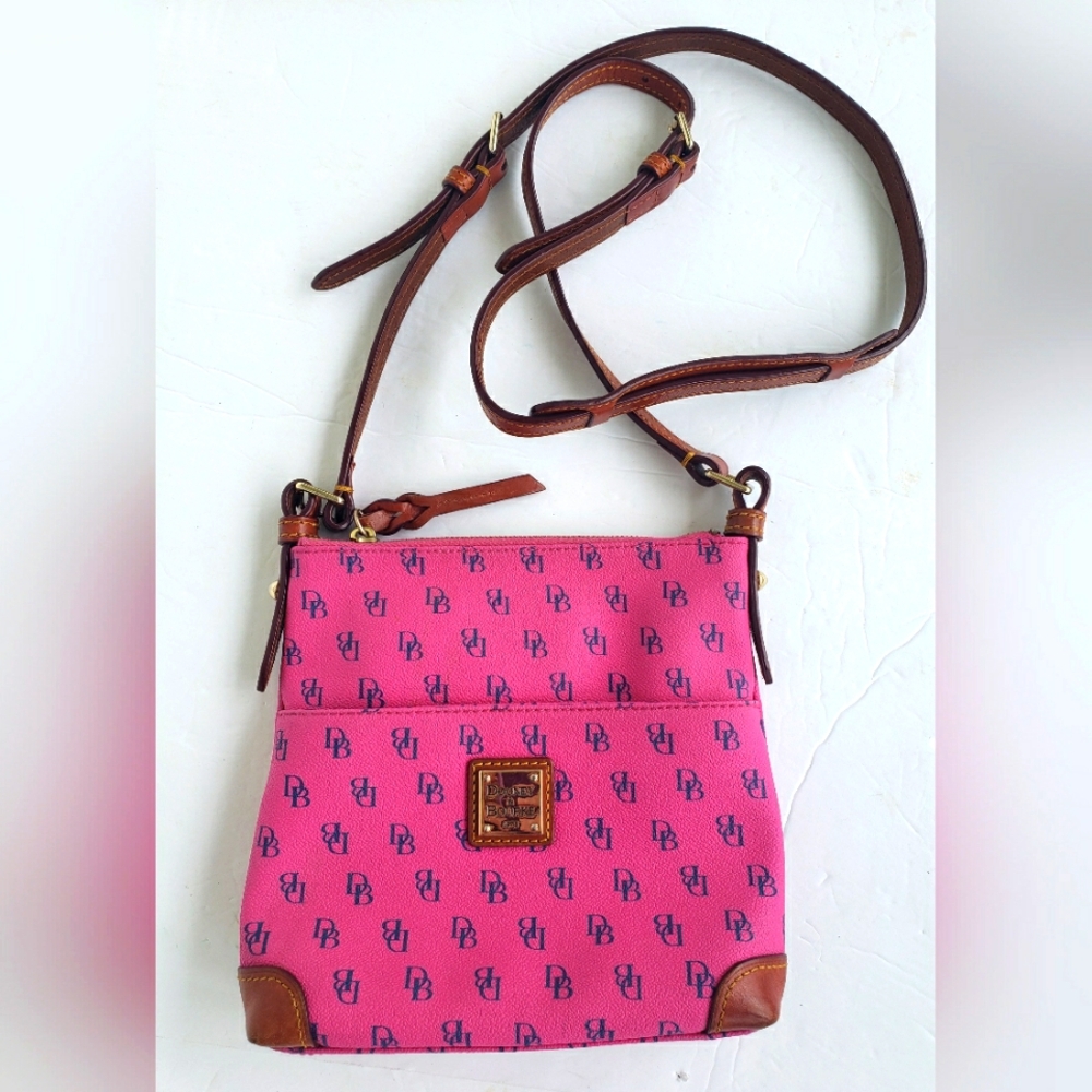 Y2K DOONEY & BURKE Pink Navy Crossbody Bag!!